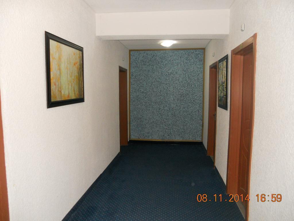 Family Hotel Helios Sevlievo Dış mekan fotoğraf